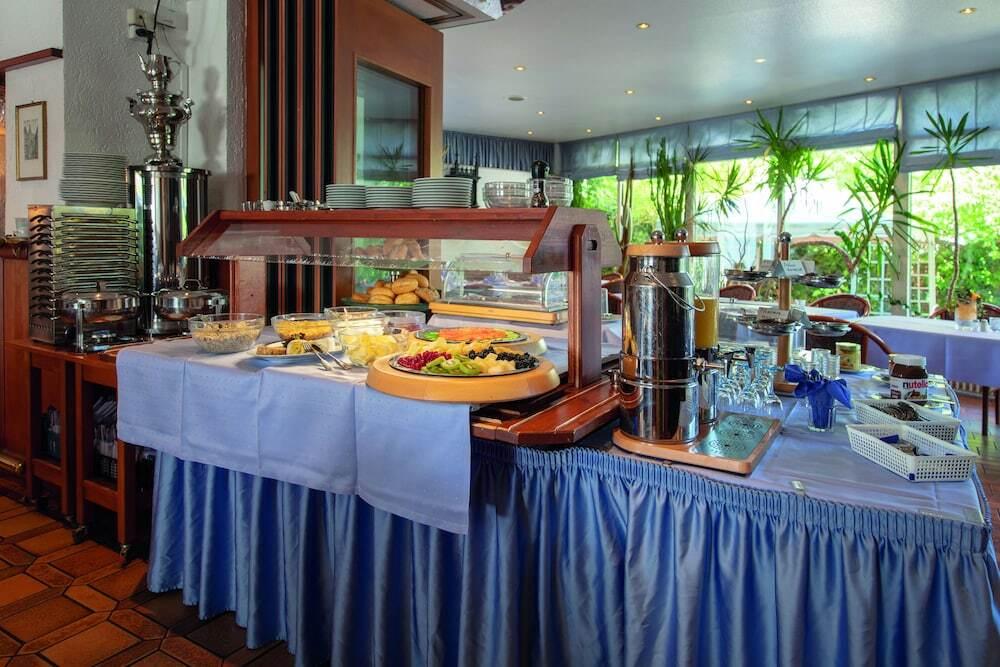 hotel image 12