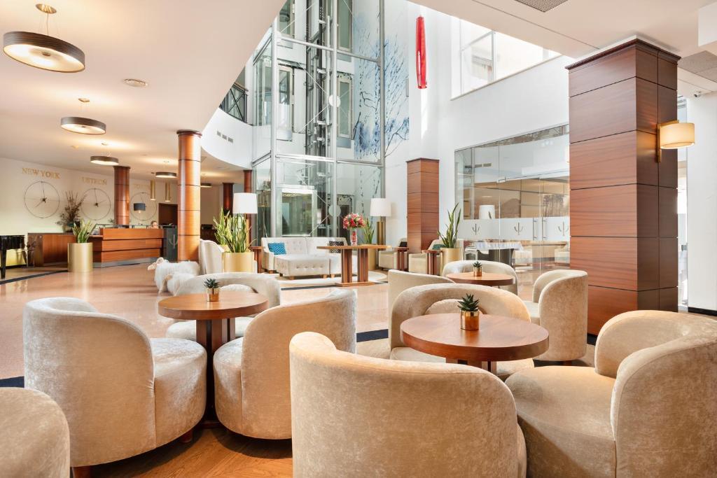 hotel image 7
