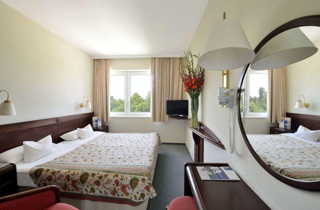 hotel image 48