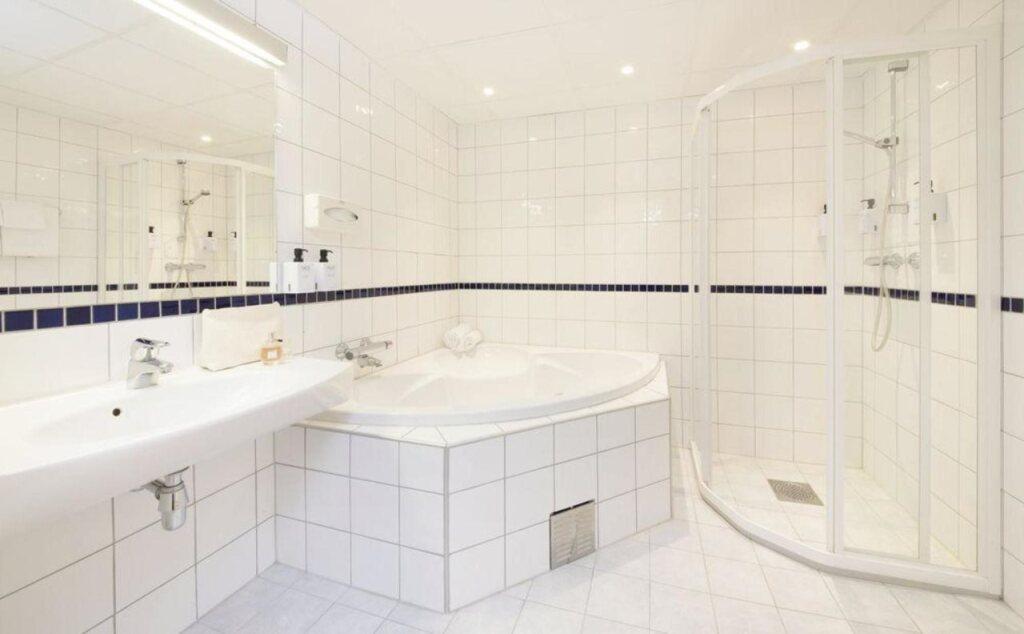 hotel image 16