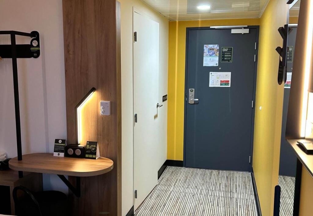 hotel image 11