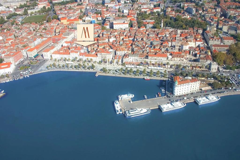hotel image 14
