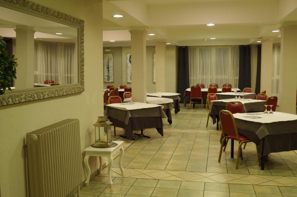 hotel image 9