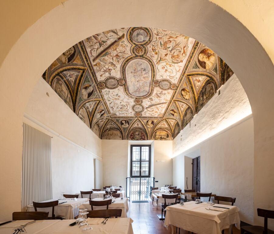 hotel image 16