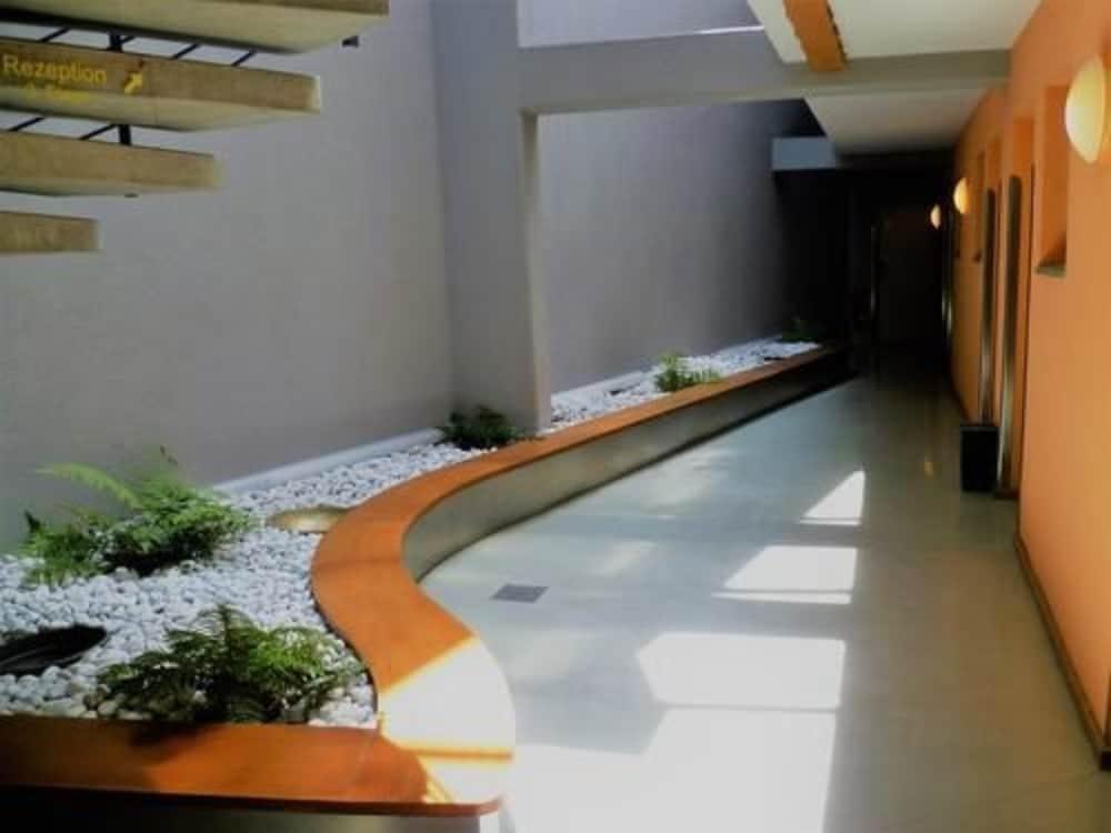 hotel image 10