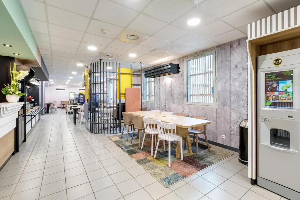 hotel image 9