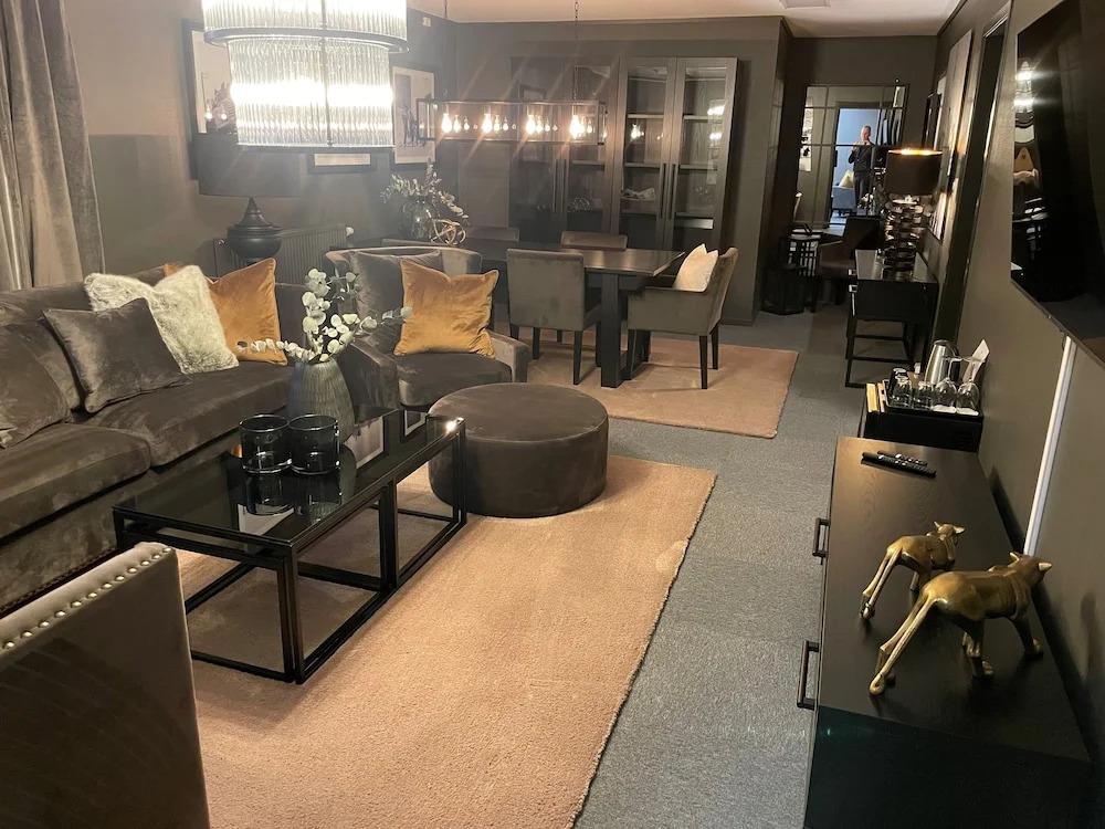 hotel image 9