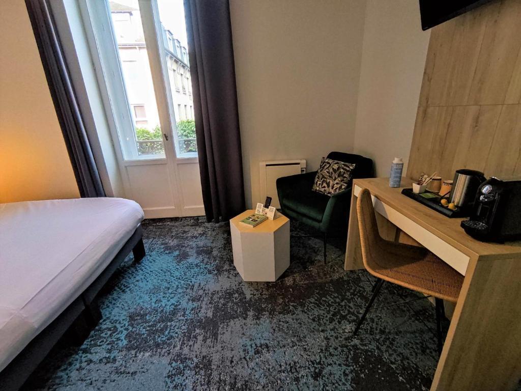 hotel image 12