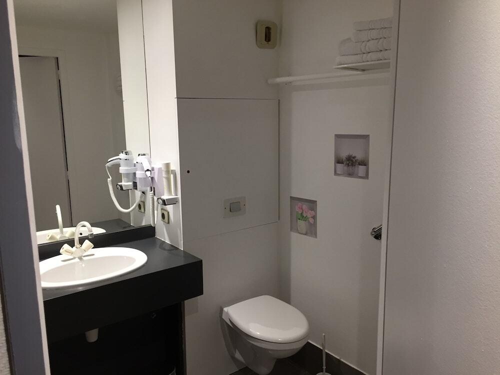 hotel image 11