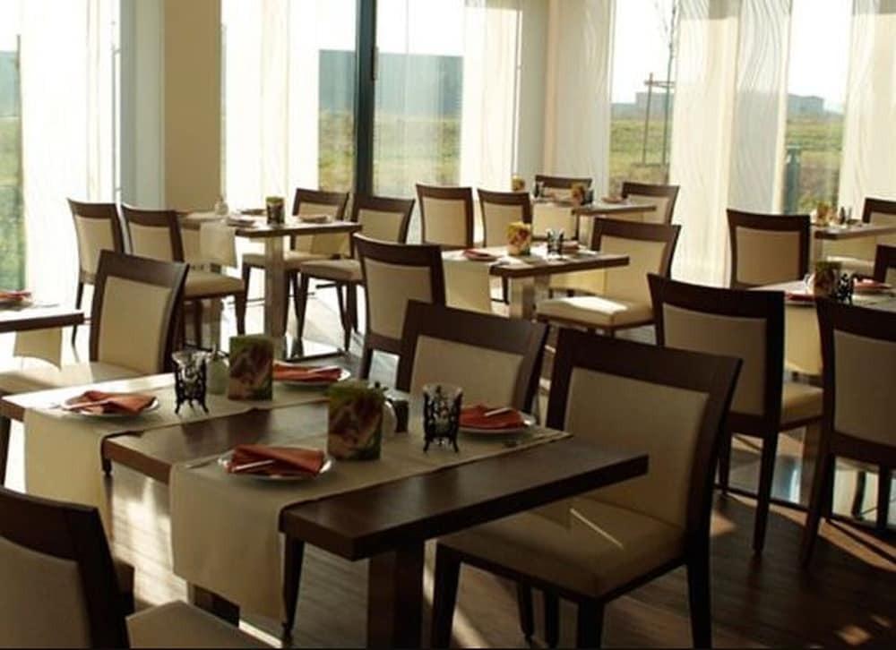 hotel image 12