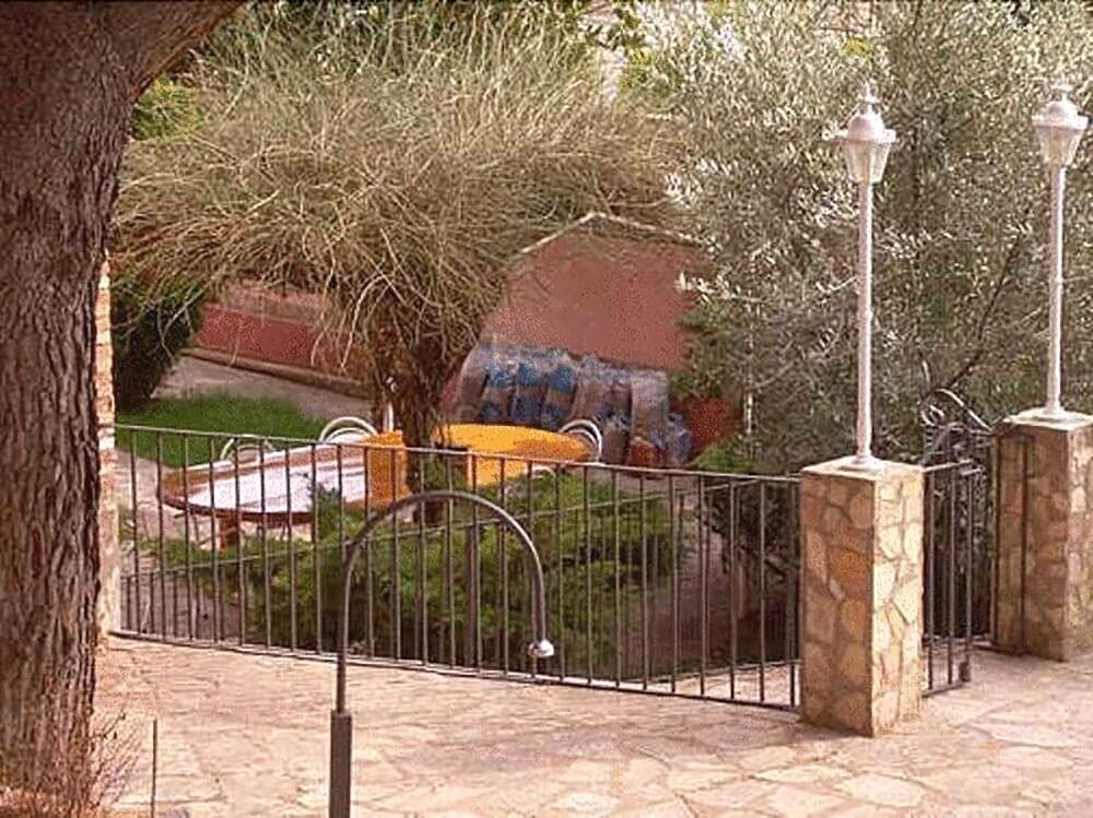 hotel image 9