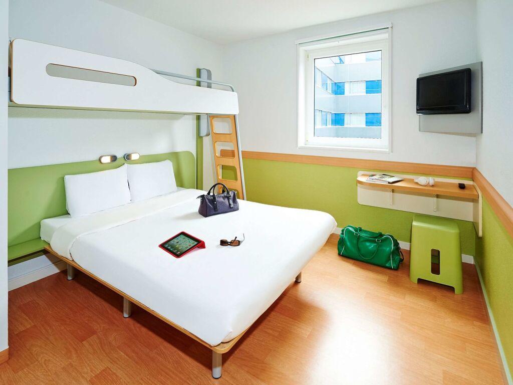 hotel image 9