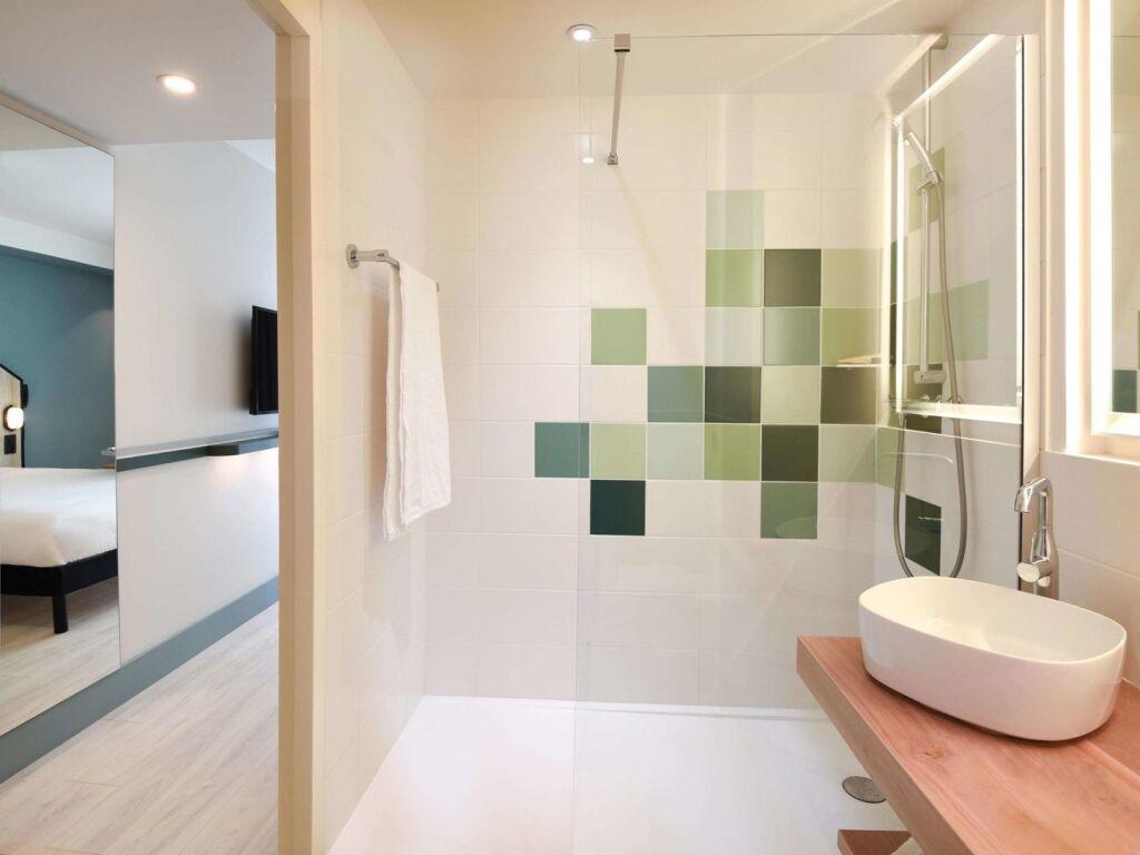 hotel image 16