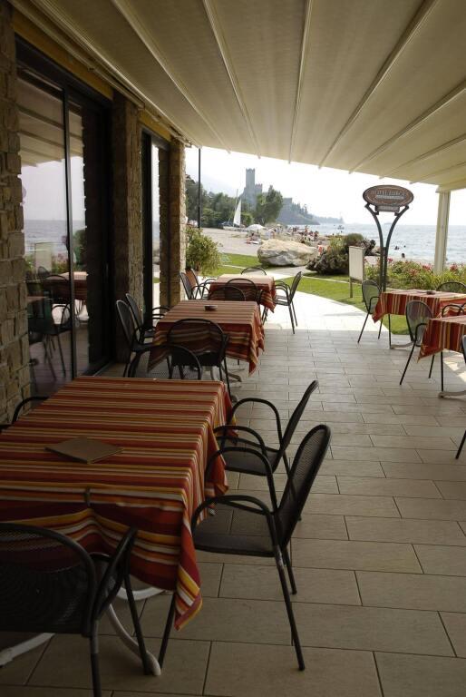 hotel image 10