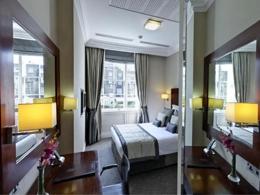 hotel image 11