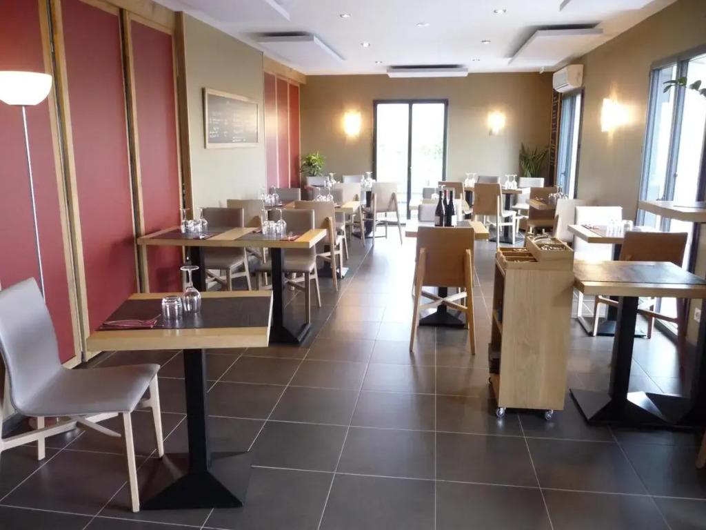 hotel image 10