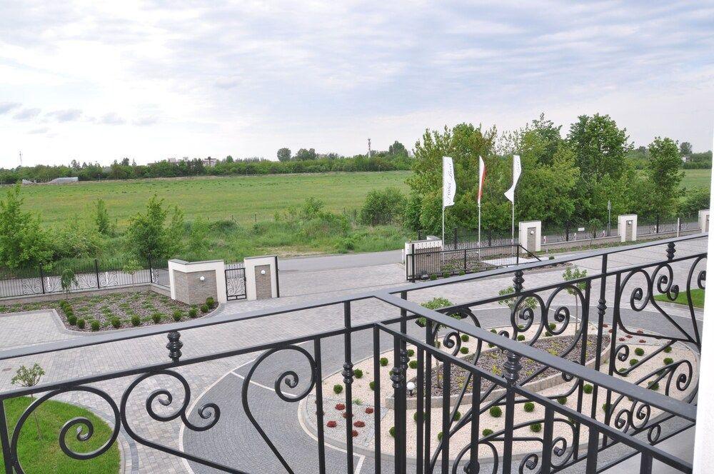 hotel image 8
