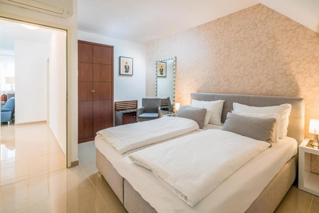 hotel image 39