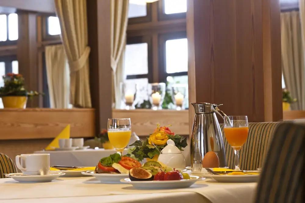 hotel image 12