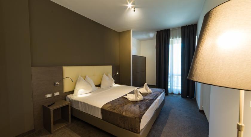 hotel image 16