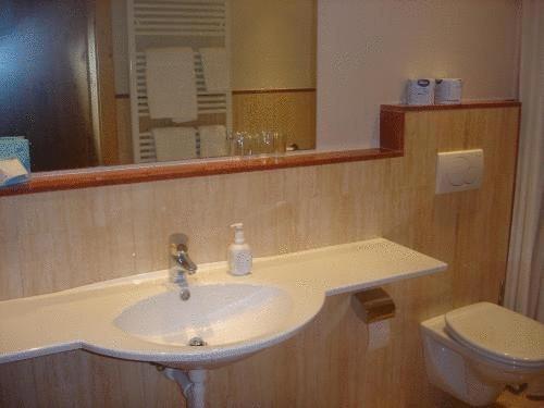 hotel image 10
