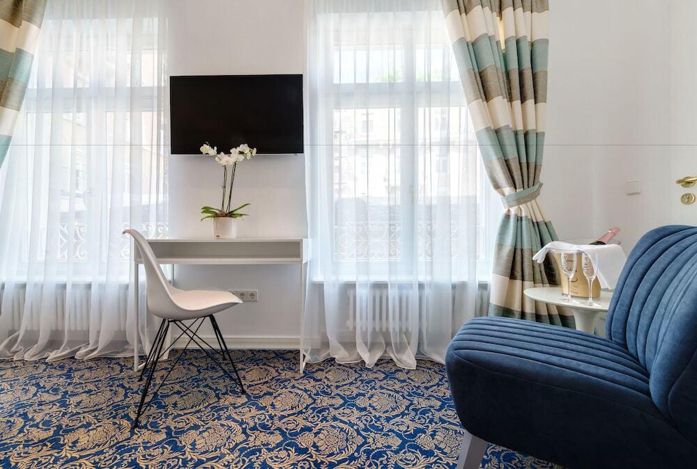 hotel image 13
