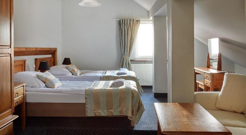 hotel image 8