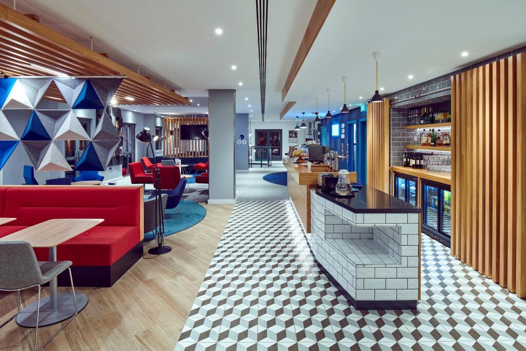 hotel image 16