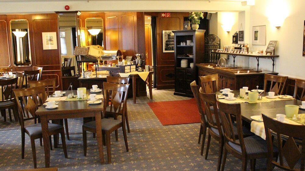 hotel image 9