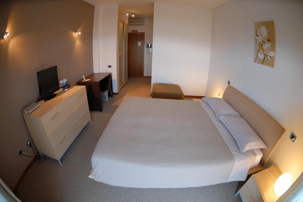 hotel image 32