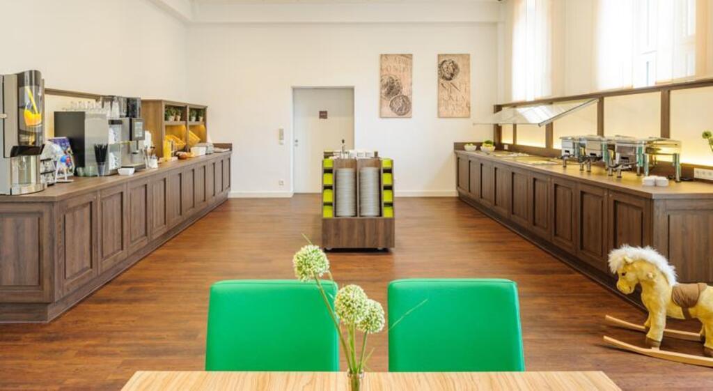 hotel image 10