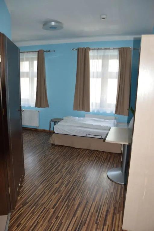 hotel image 9