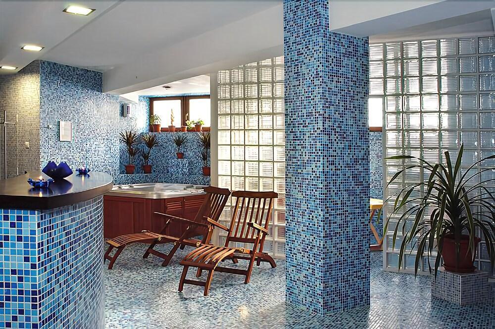 hotel image 11