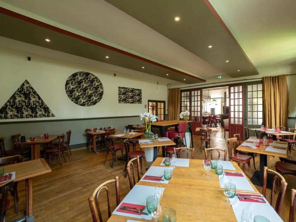 hotel image 11