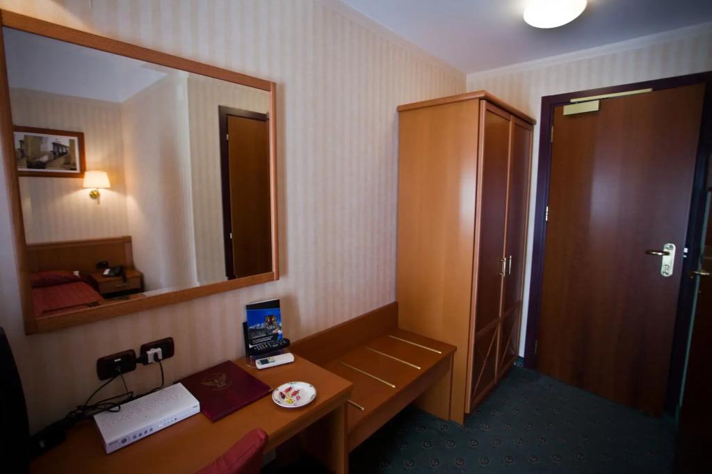 hotel image 8