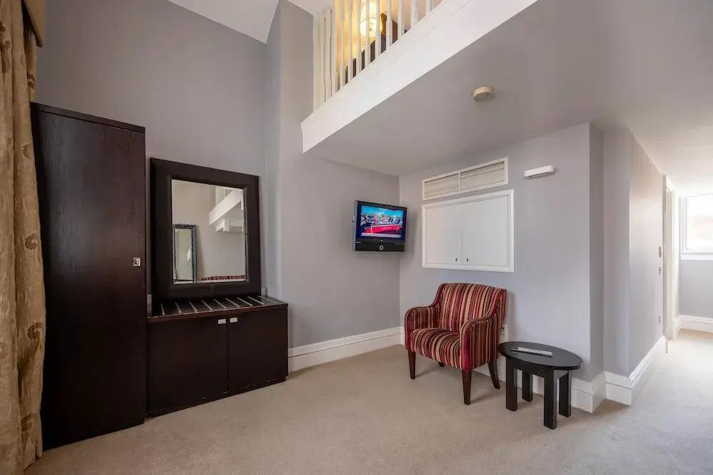 hotel image 9