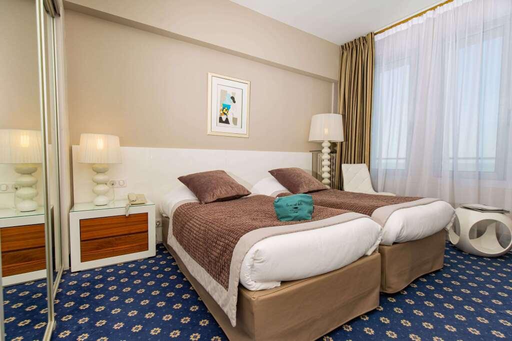 hotel image 9