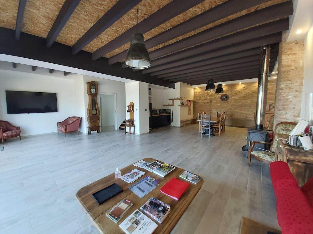 hotel image 9