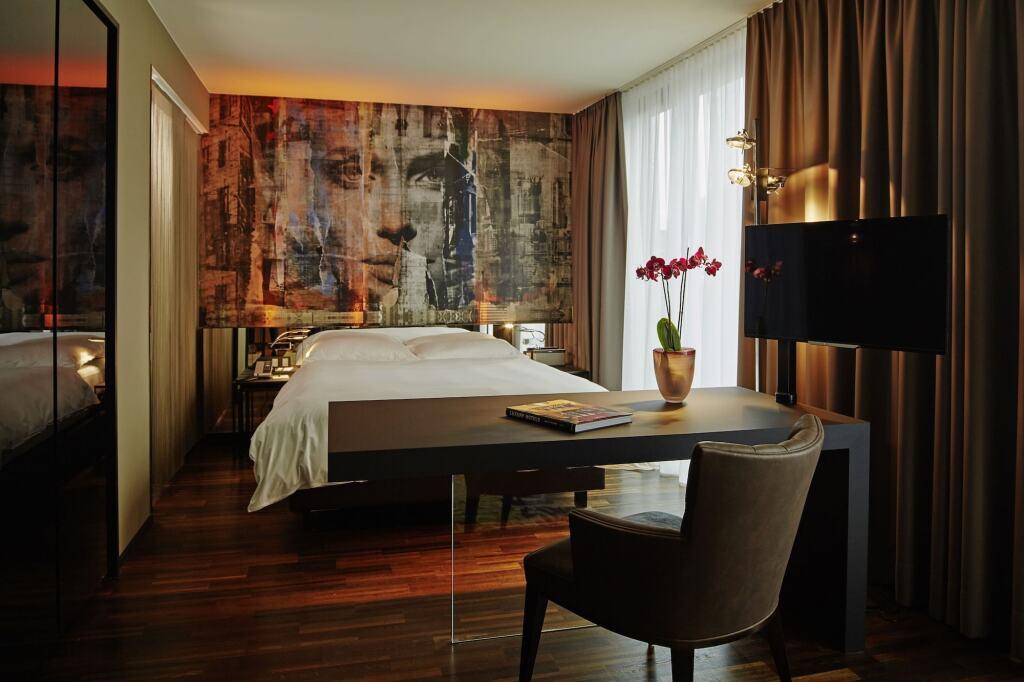 hotel image 8
