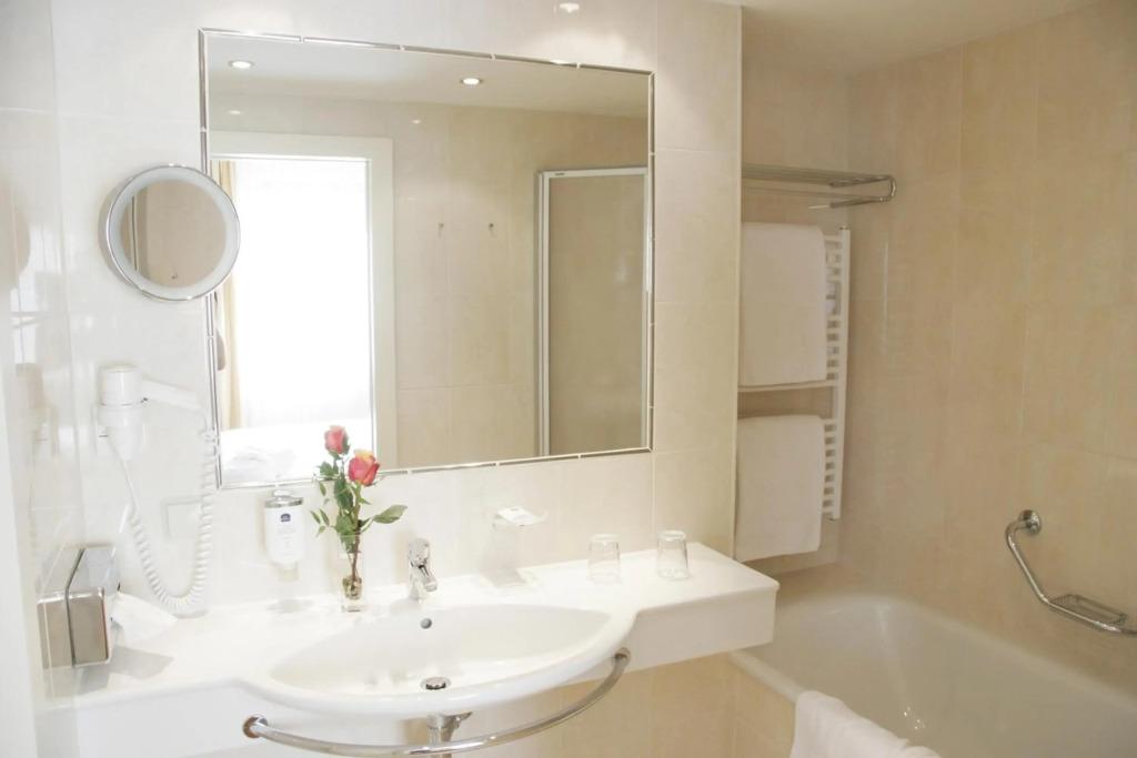 hotel image 48