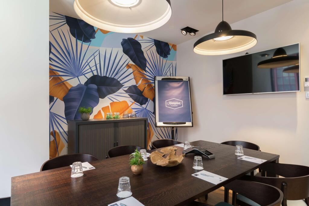 hotel image 10