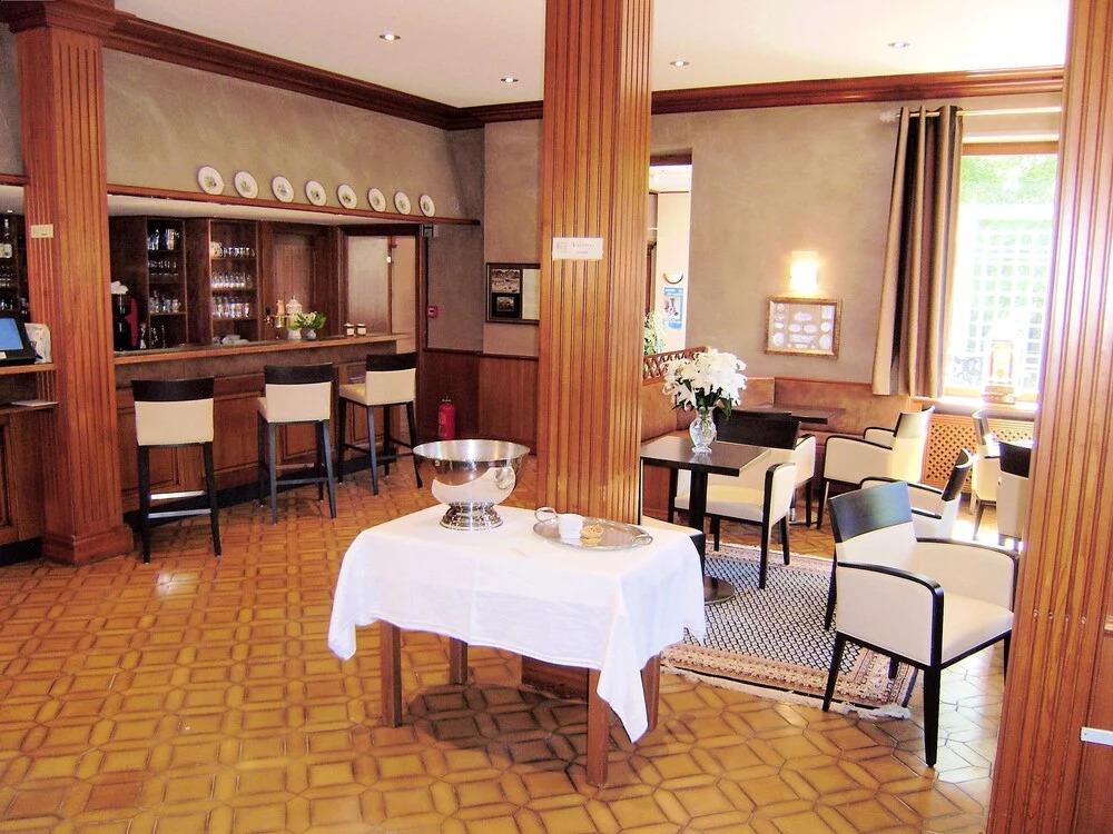 hotel image 12
