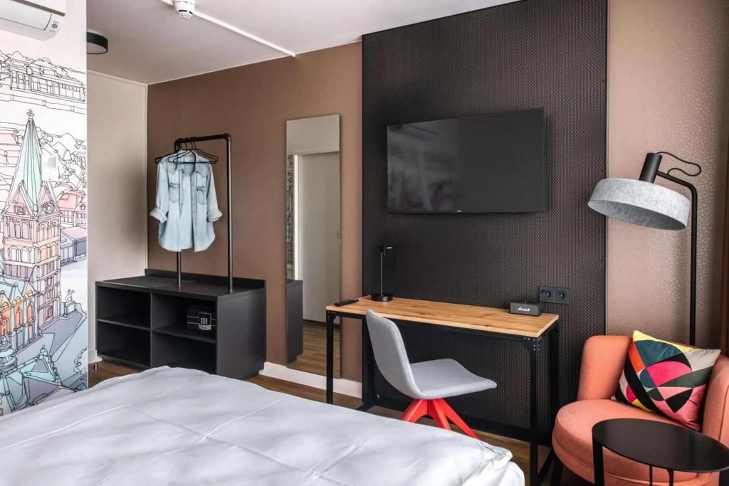 hotel image 13