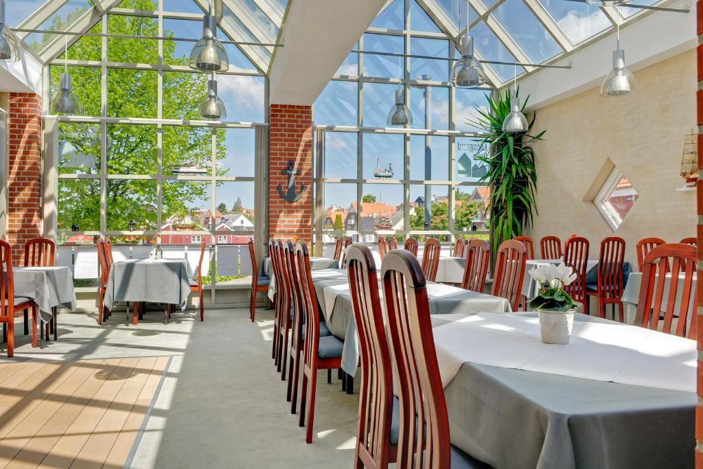 hotel image 9