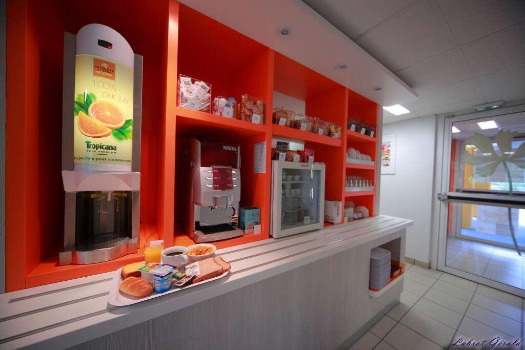 hotel image 10