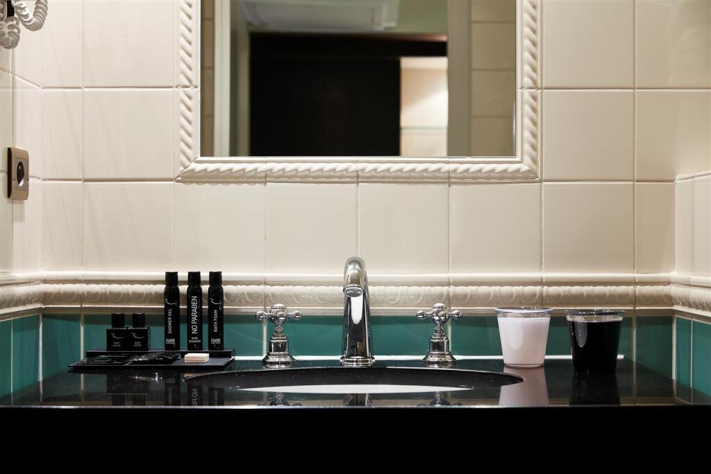 hotel image 39