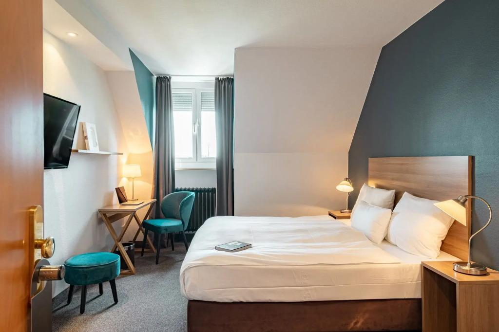 hotel image 16