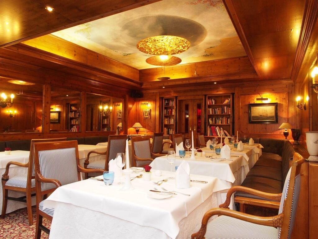 hotel image 10