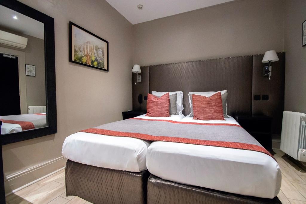 hotel image 11