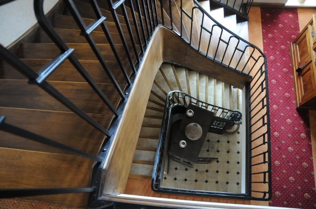 hotel image 8
